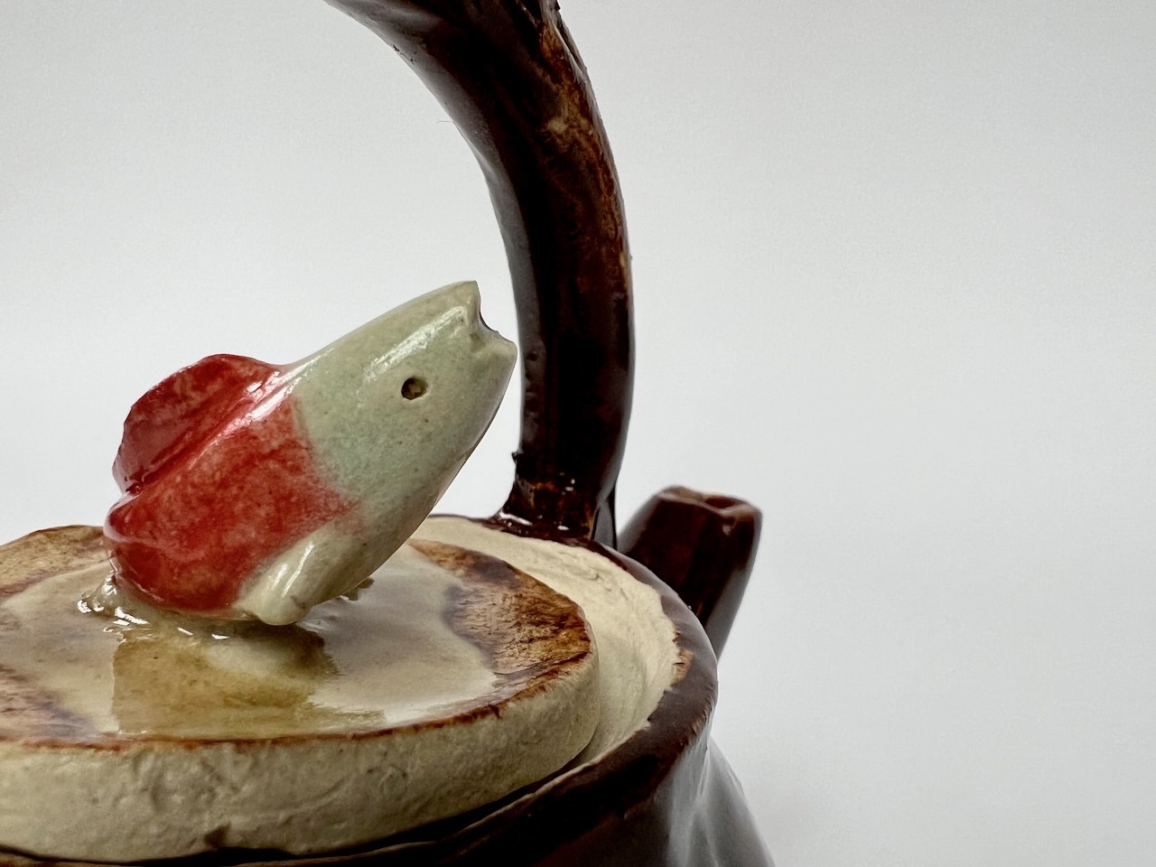 2023 03 salmon teapot 2