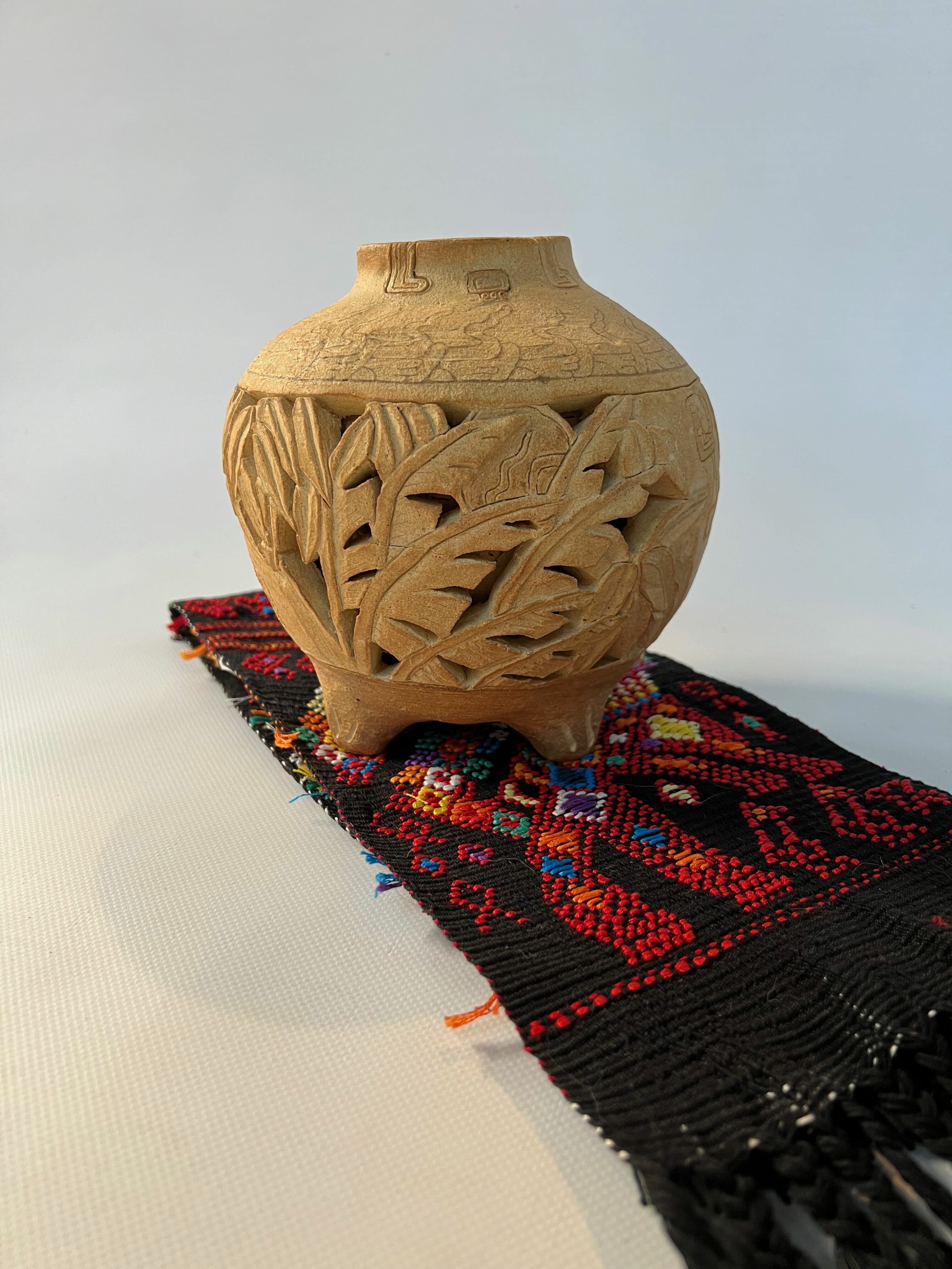 2022 Ancient Style Pot and Weaving 2 - Pic 4